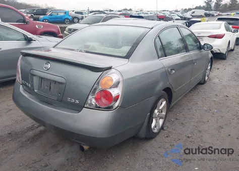 2002 Nissan Altima 2.5 S from USA, damaged, VIN 1N4AL11D52C143861